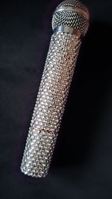 Инкрустация микрофонов кристаллами