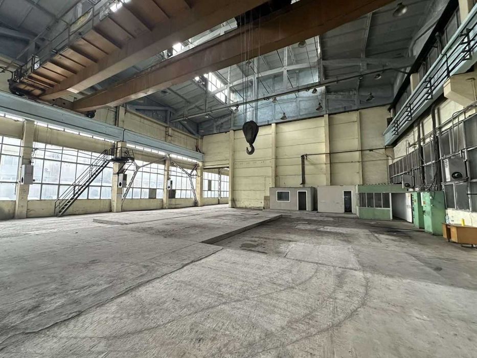 Дава се под наем Склад в Пловдив, Индустриална зона - Юг - 3000 кв.м за 10710 € - Снимка #8