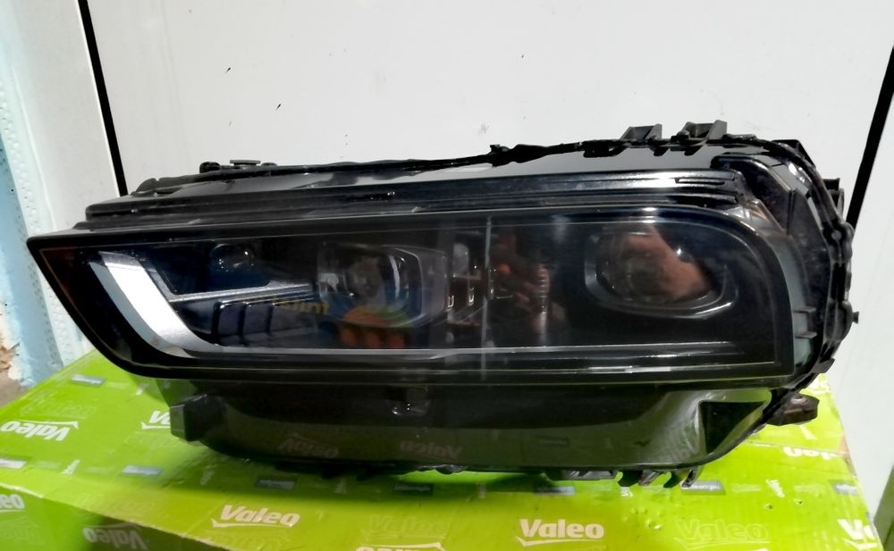 Фар Фарове за БМВ Х7 Г07 / BMW X7 G07 Adaptive LED LCI.
