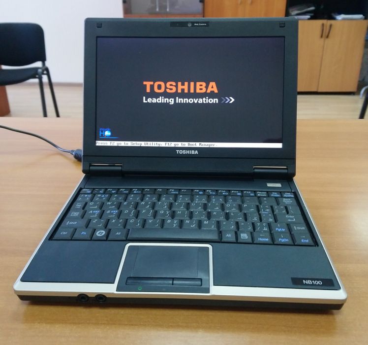 Нэтбук Toshiba NB100