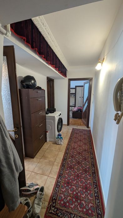 Închiriez apartament 2 camere semidecomandat proprietar