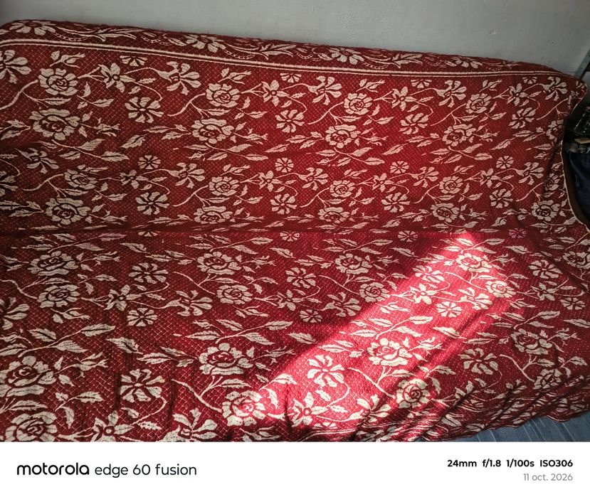 Covertura lână starea bună 80 lei