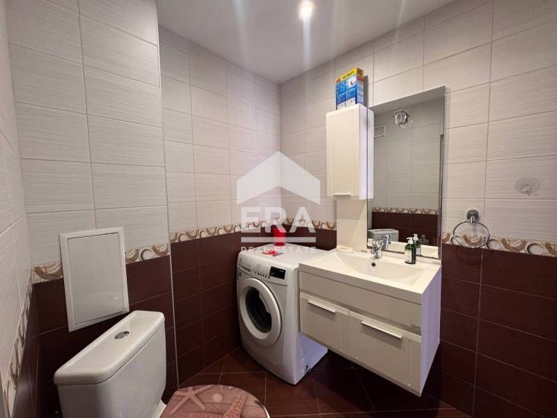 Продава се Тристаен апартамент в Варна, Аспарухово - 105 кв.м за 2000 €/кв.м - Снимка #11