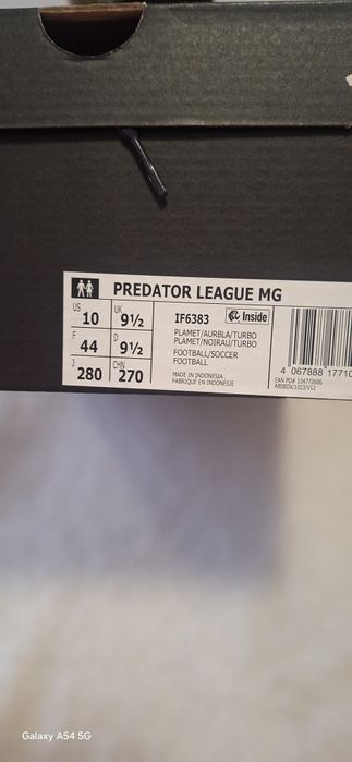 Футболни обувки Adidas Predator
