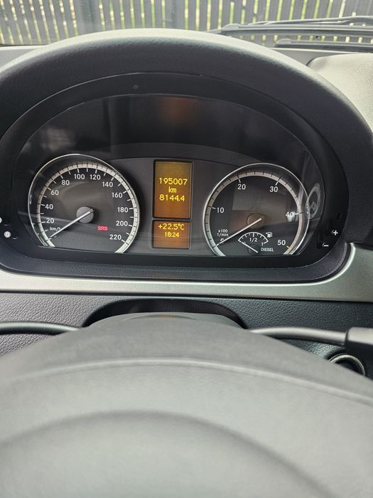 Mercedes Viano  4 matic