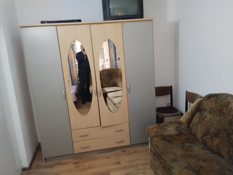 Vand garsoniera cu  o camera