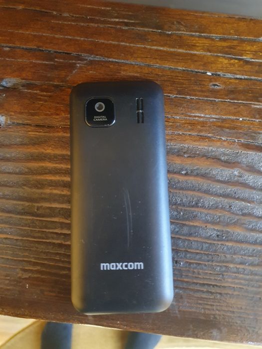 Telefon maxcom nou