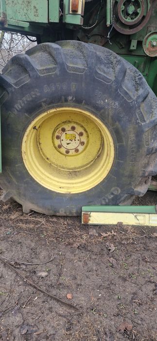 Anvelope john deere