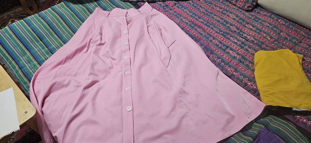 Продам женскую юбку