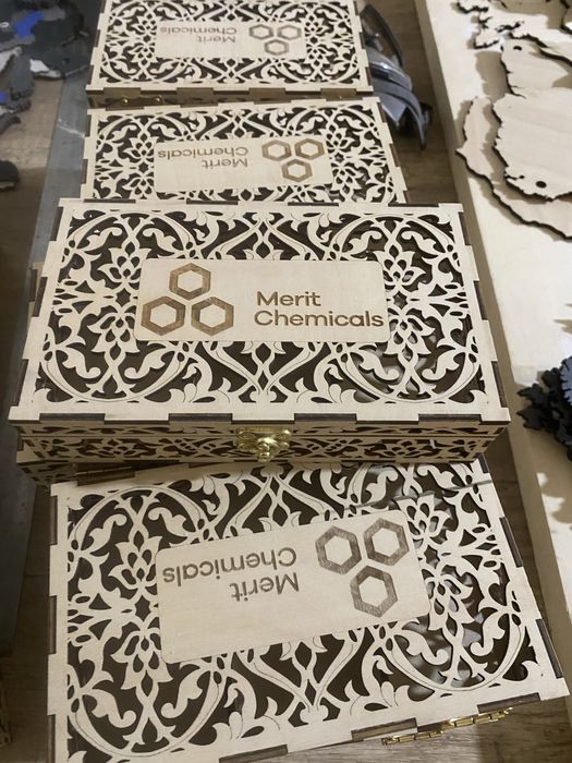 Лазерная резка фанеры и картона | Упаковка, макеты, декор