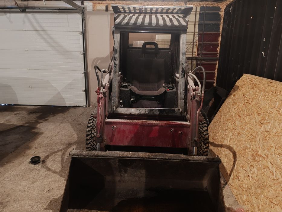 Продаю мини погрузчик