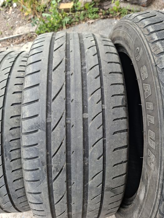 Продам шины 245/45/18 сайлун