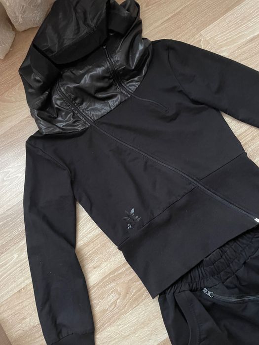 Дамски екип от две части