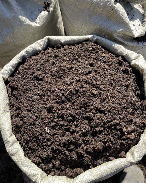 Продам перегной на газели,газон-53,мешками