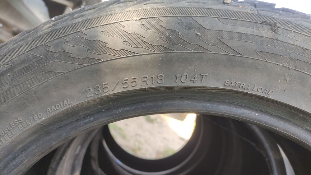 Резина на 18 хороший протектор