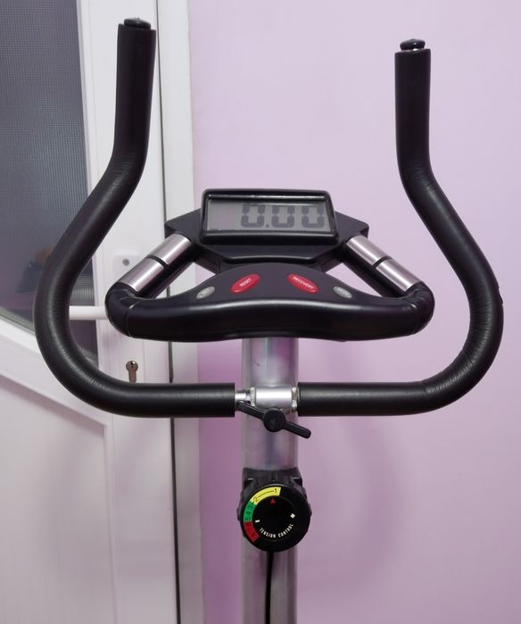 Vând bicicletă magnetică  fitness