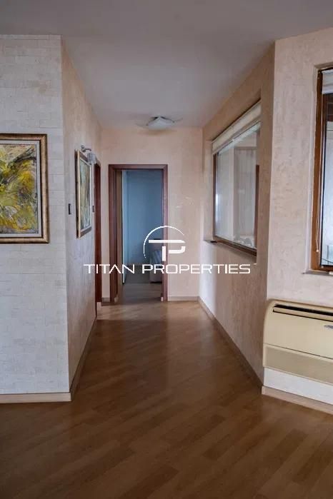 Дава се под наем Тристаен апартамент в Варна, Бриз - 310 кв.м за 1250 € - Снимка #4