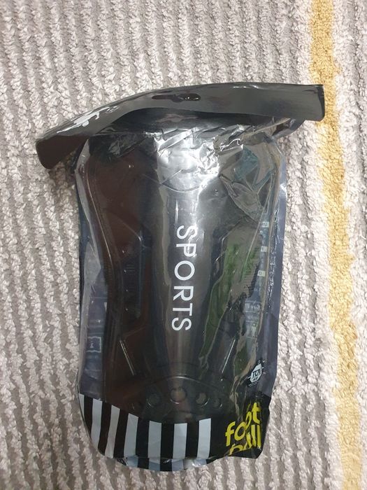 Щитки для футбола