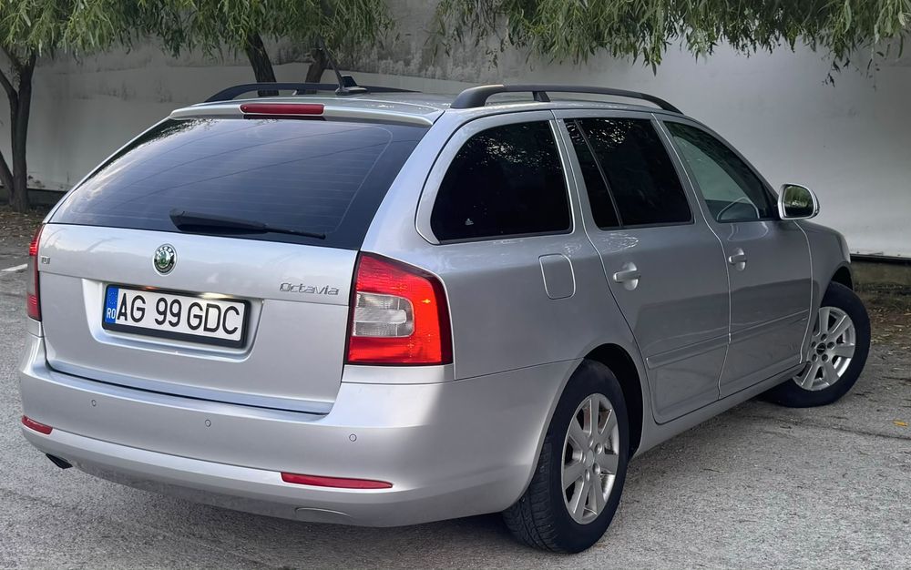 SKODA Octavia 2011 — imagine 4