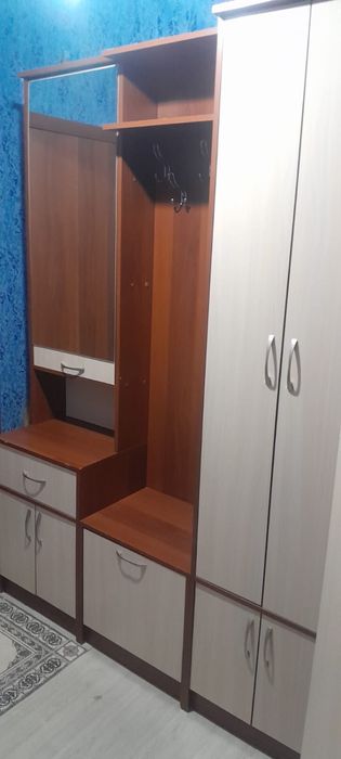 Продам шкаф (прихожая)