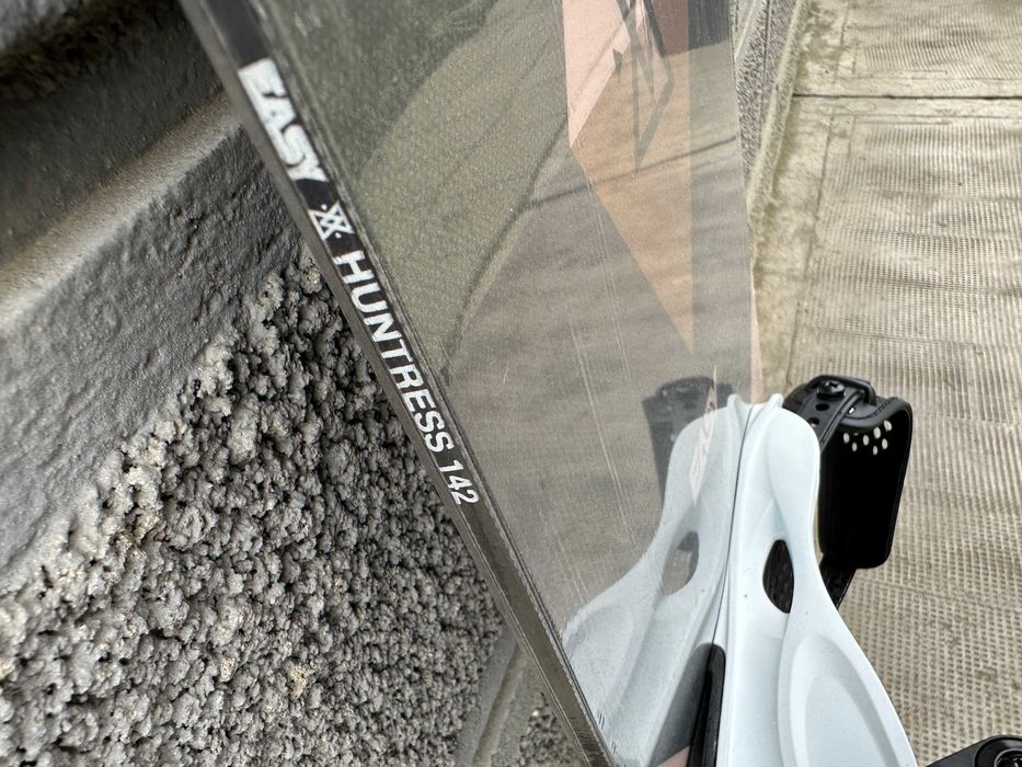 placa noua snowboard easy huntress L142cm