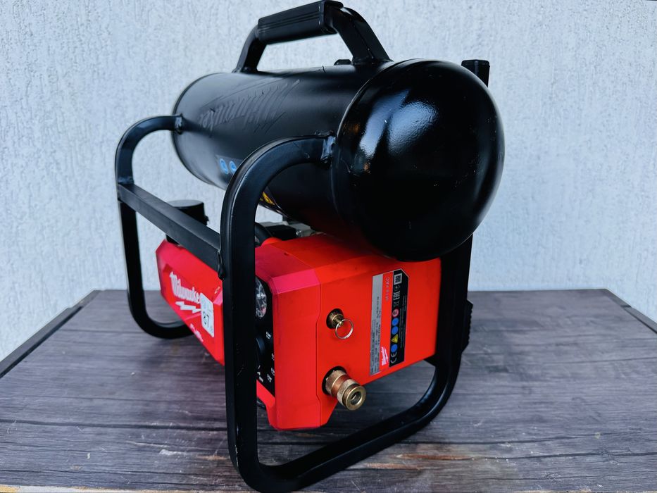 Compresor aer cu acumulator - Milwaukee M18 FUEL, 9.31 bari !