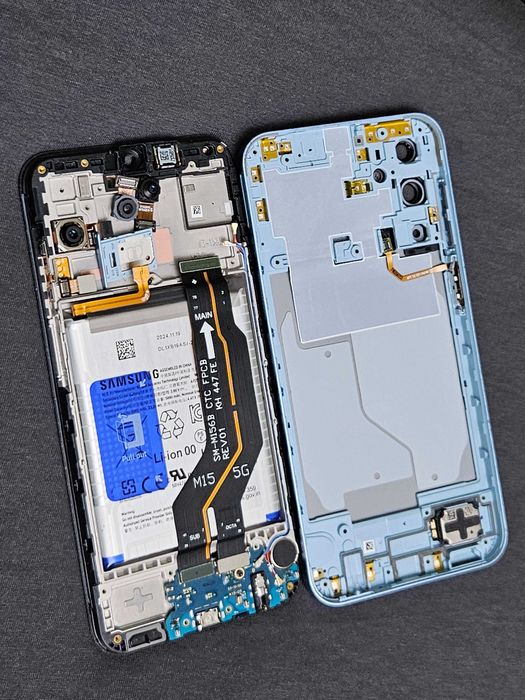 Display Samsung M15, capac baterie spate cameree