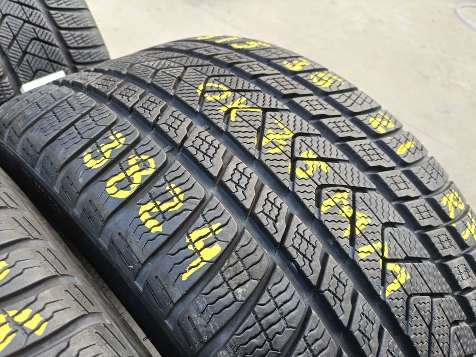 Doua anvelope iarna 315 35 21 pirelli scorpion winter run flat 7,8 mm dot 2024