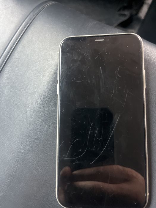 Продам  iphone 11