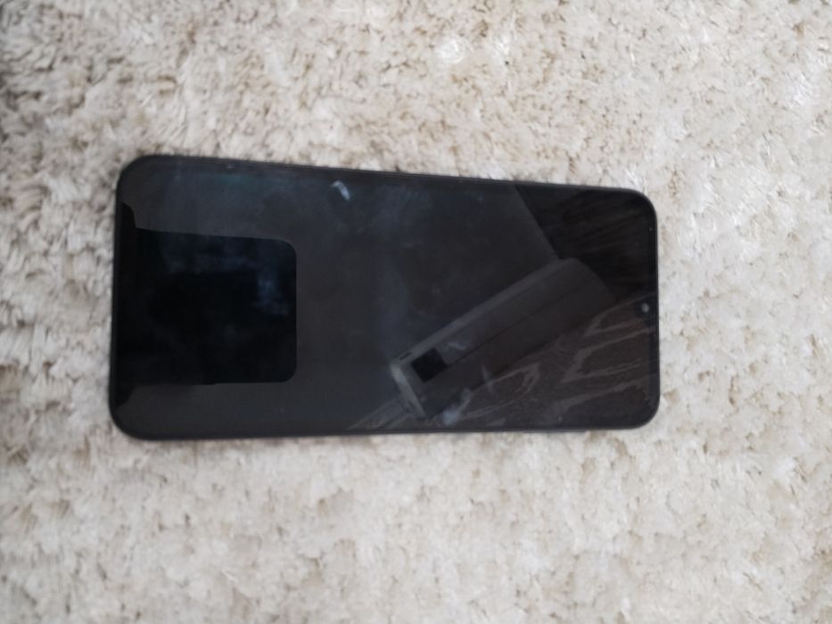 Продам телефон а24