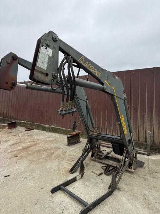 Incarcator Frontal +suporti pentru tractor Fiat 80 90 Fiat 70 90 82 94