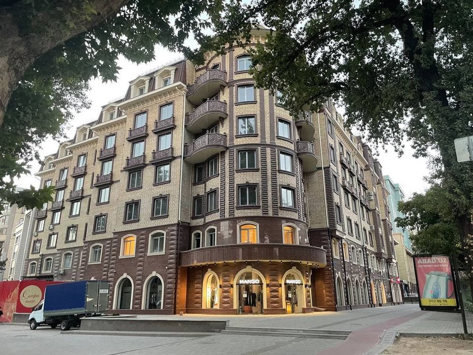 ПРОДАЕТСЯ 3х Комн КВАРТИРА!Габус|КОРОБКА| посольство Франции. США