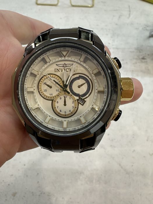 Часовник Invicta