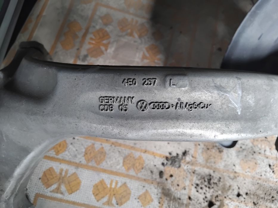 Преден Шенкел Audi A8 D3 Ауди