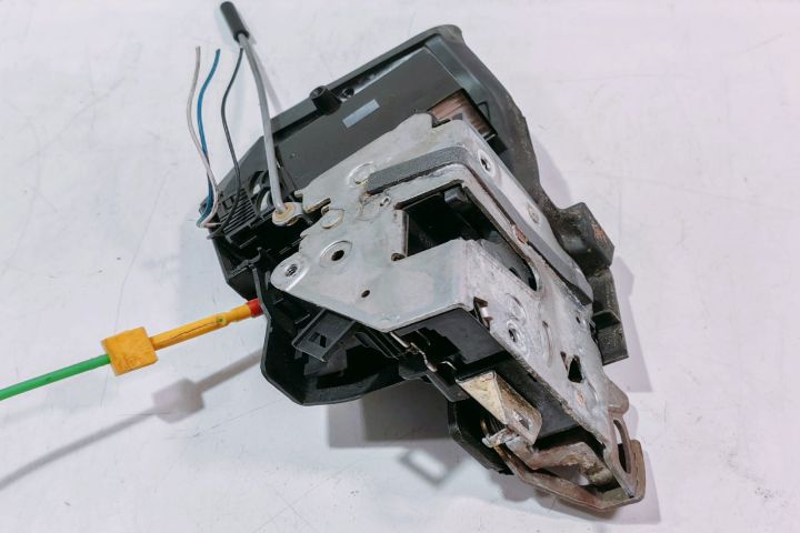 Broasca Usa  dreapta fata BMW Seria 5 E39 (facelift) seria