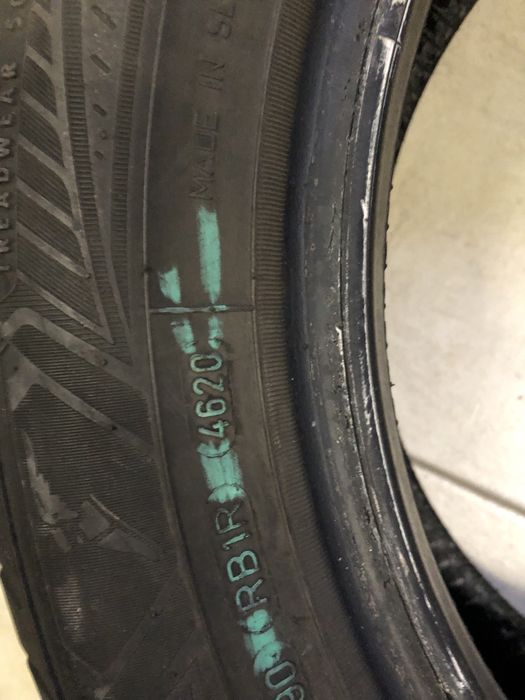 Всесезонни гуми 185/60/15 Good Year 2бр