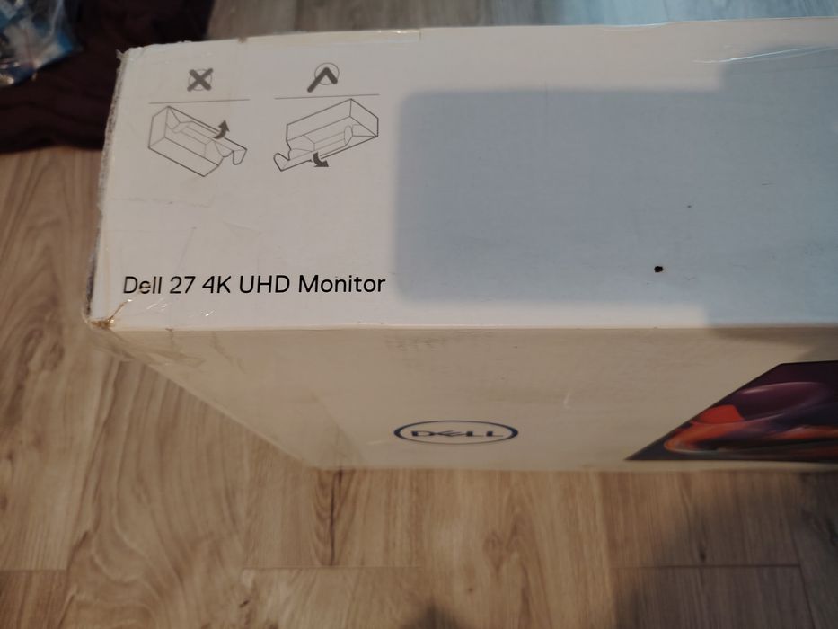 Monitor Dell 27 4K UHD