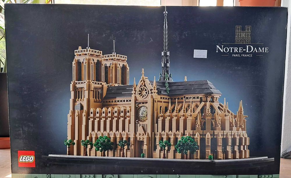 LEGO Architecture Notre-Dame de Paris 21061 – 4.383 piese – SIGILAT