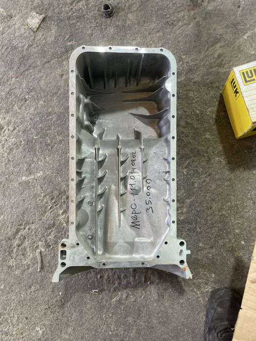 Поддон двигателя Mercedes 111 мотор