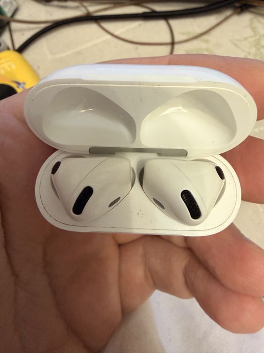 Airpods 4 ANC с шумопадавлением