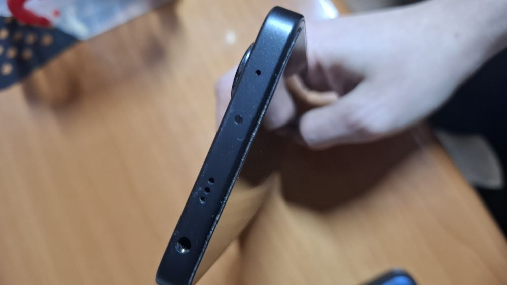 Smarphone xiaomi redmi note 13  256gb ram