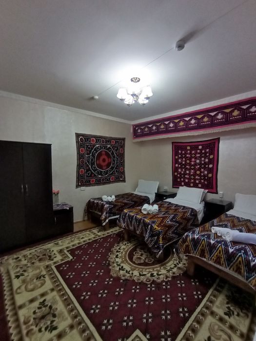 Мехмонхона Регистонда. Никоҳи бўлмаган жуфтлик тел қилмасин