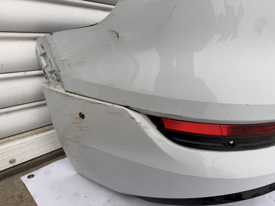 Задна броня за Audi E-tron (2018-2022)