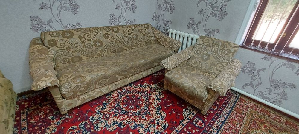Диван ва + 2 та кресло б/у