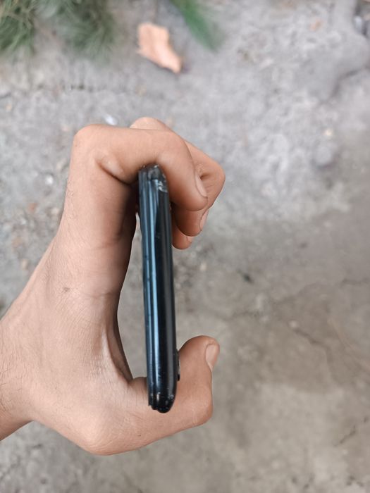 Vivo telefon sotiladi