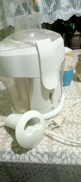 Продается Соко-выжималка