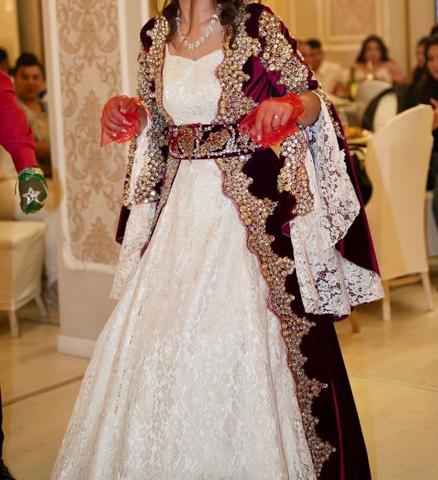 Рокля за къна размер С/М