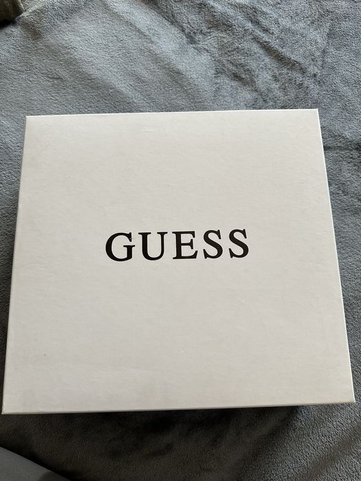 Боти на ток GUESS оригинални