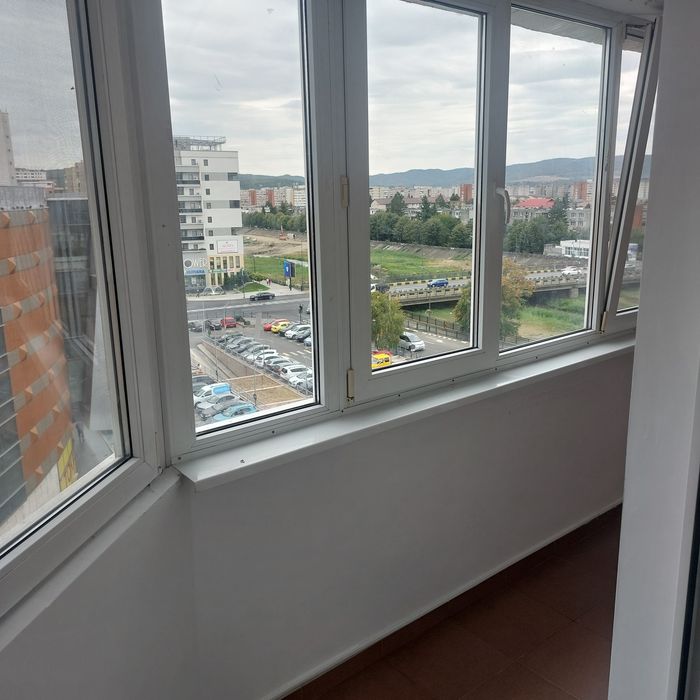 Garsoniera Zavoi langa Mall