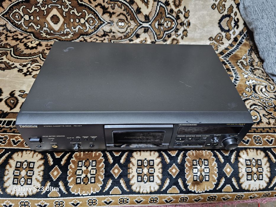 Vând deck Technics RS- AZ7 . Citiți descrierea.